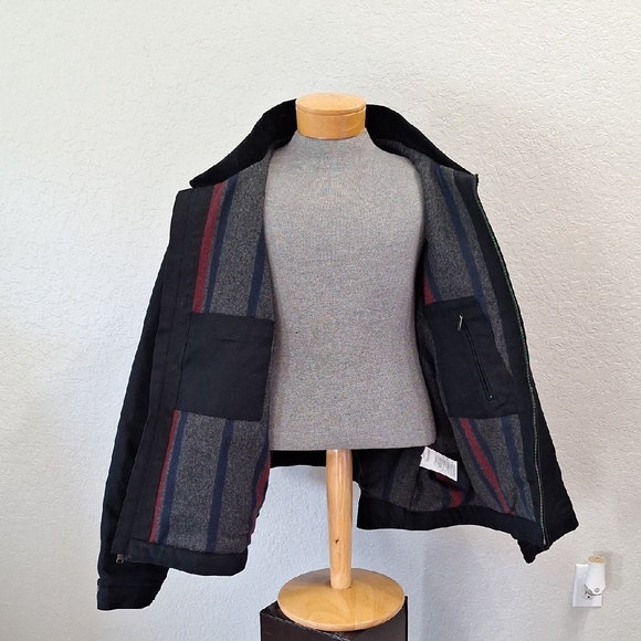 Carharrt Heavy Canvas Detroit Jacket - Picture 3 of 13